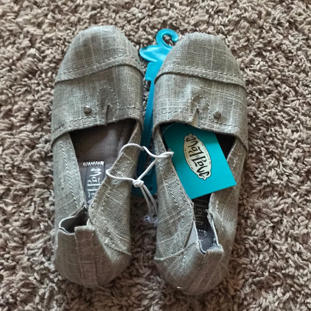 Grey shoes